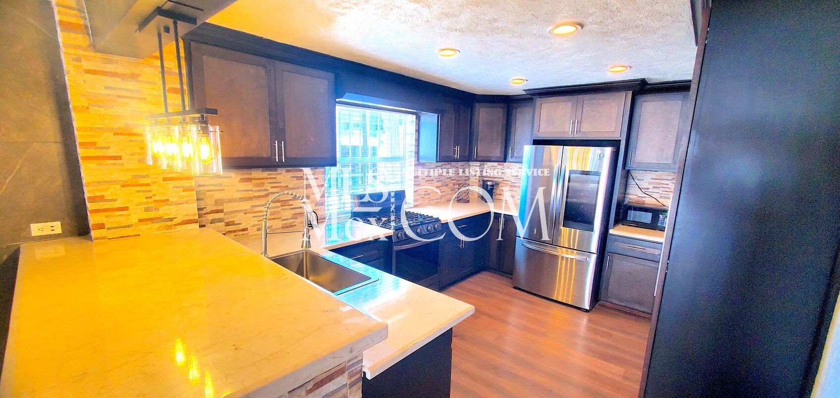 Furnished Family Home for Rent in Rosarito Centro | 4BR Near Beach & U.S. Border