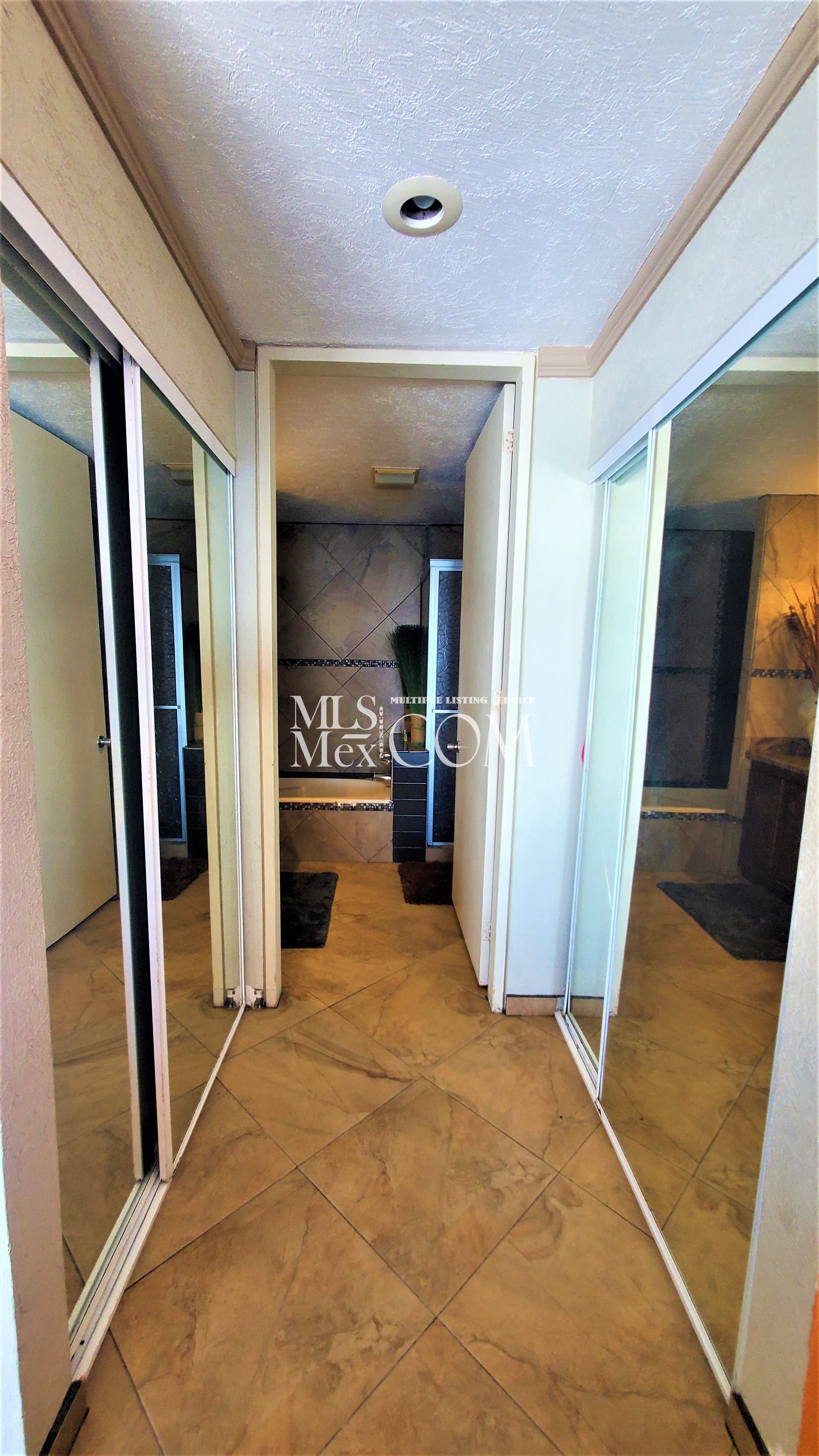 Turnkey Oceanfront Condo in Rosarito – Fully Furnished with Spectacular Views Corona del Mar Rosarito 201