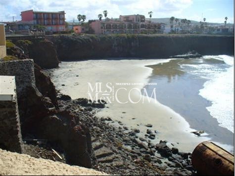 Turnkey Oceanfront Condo in Rosarito – Fully Furnished with Spectacular Views Corona del Mar Rosarito 201