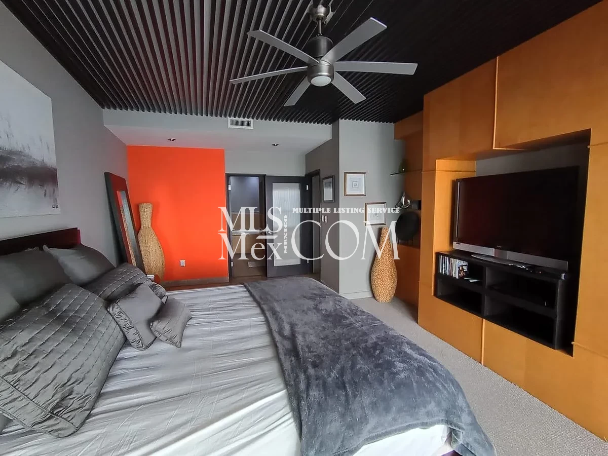 🌊 Oceanfront 2BR Condo in Las Palmas Popotla Rosarito | Pools, Gym & Beach Access | 30 Min to US Border ⸻