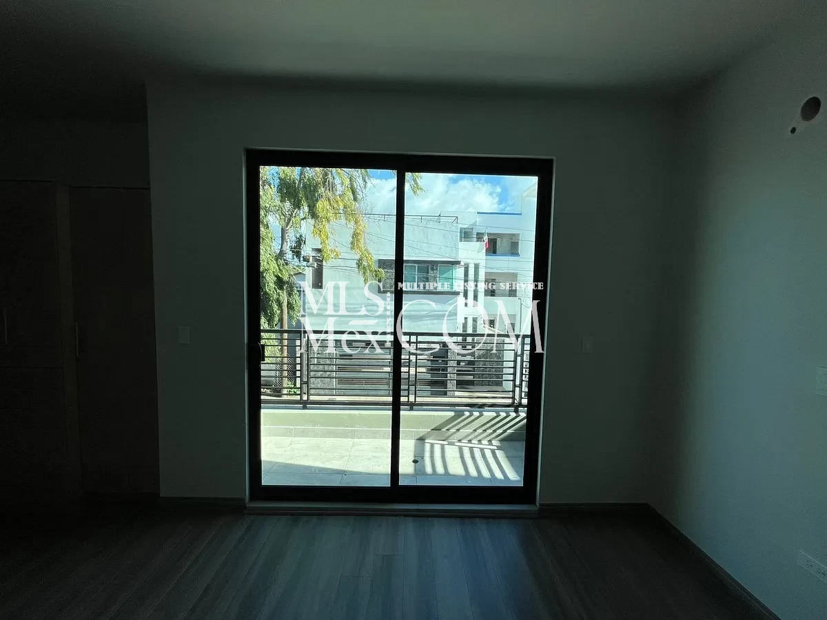 Brand-New Luxury Home for Rent in Central Rosarito | 🛏️ 3 Bedrooms | Modern Finishes | Walk to the Beach