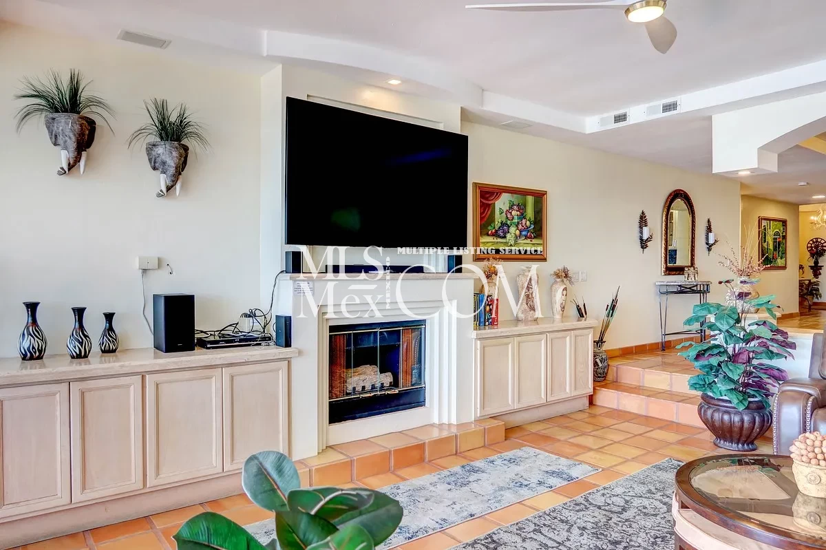 Luxury Oceanfront Condo for Rent in Club Marena, Rosarito | 2 🛏️ | Beachfront | Resort Amenities | Near San Diego