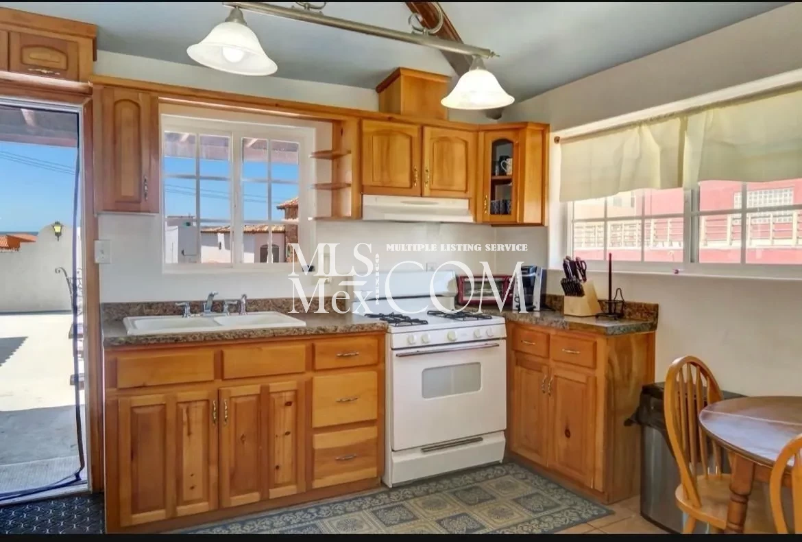 Ocean View Apartment for Rent in Rosarito, Baja California | 🛏️ 2 Bed | Walk to Beach | Near US Border