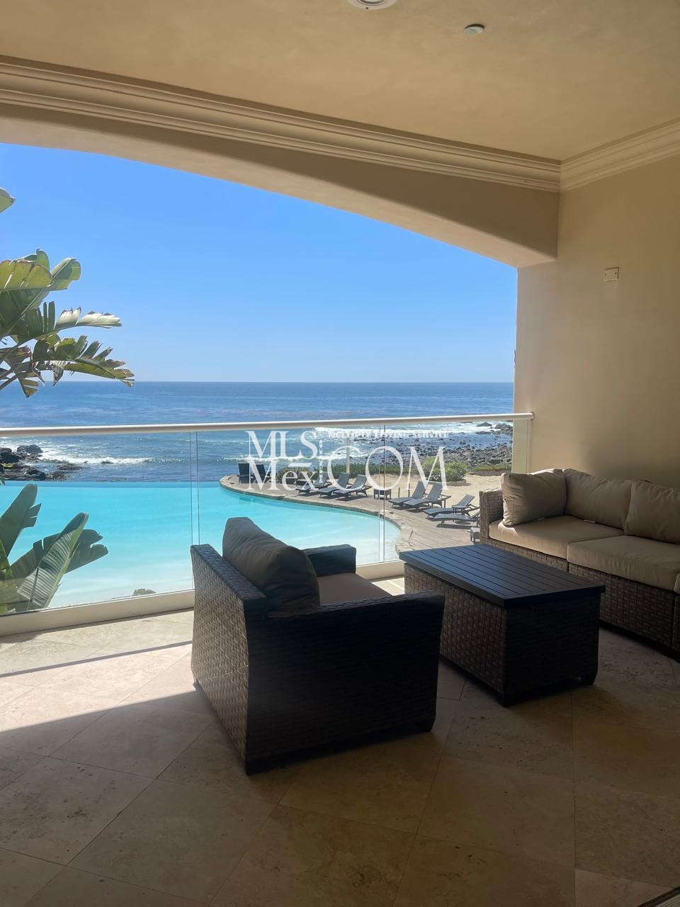 🌊 Ocean View Condo for Rent at Las Olas Grand Rosarito – Furnished 2BR Beachfront Rental Near K38