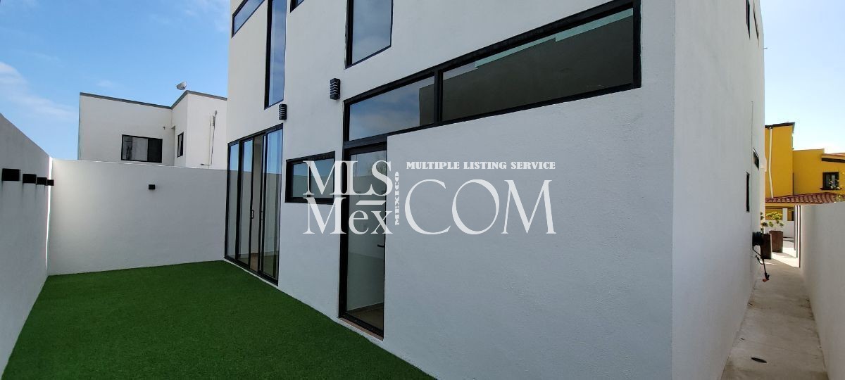 Luxury Ocean View Home for Rent in Punta Azul Rosarito | 4 Bed, Resort Amenities, Gated Community