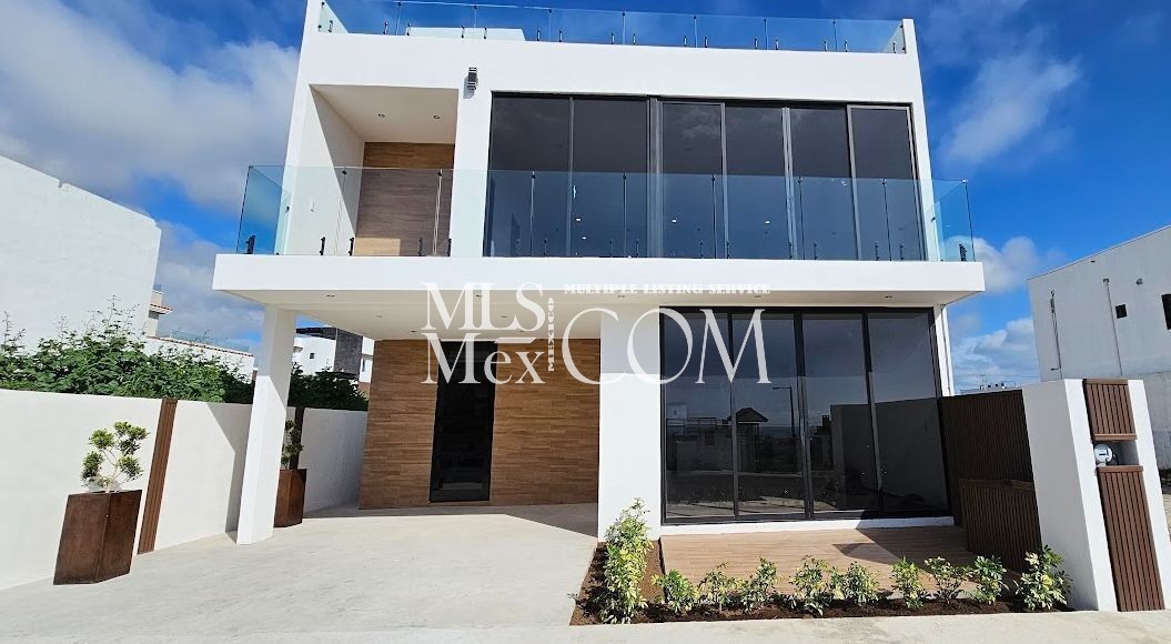 Luxury Ocean View Home for Rent in Punta Azul Rosarito | 4 Bed, Resort Amenities, Gated Community