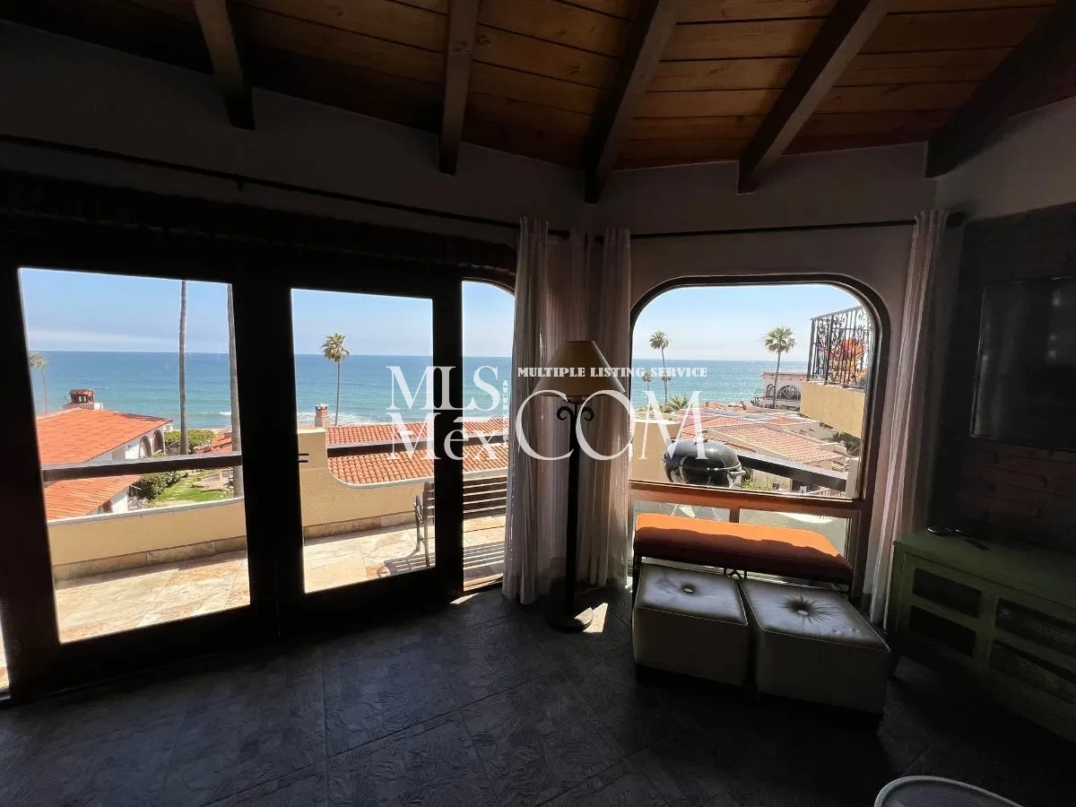 Luxury Oceanfront Villa for Rent in Las Gaviotas, Rosarito