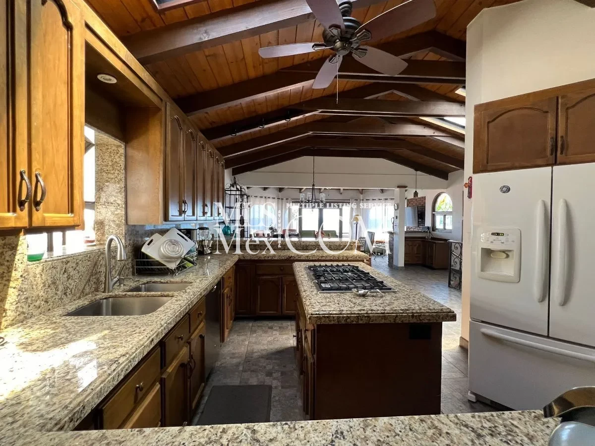 Luxury Oceanfront Villa for Rent in Las Gaviotas, Rosarito