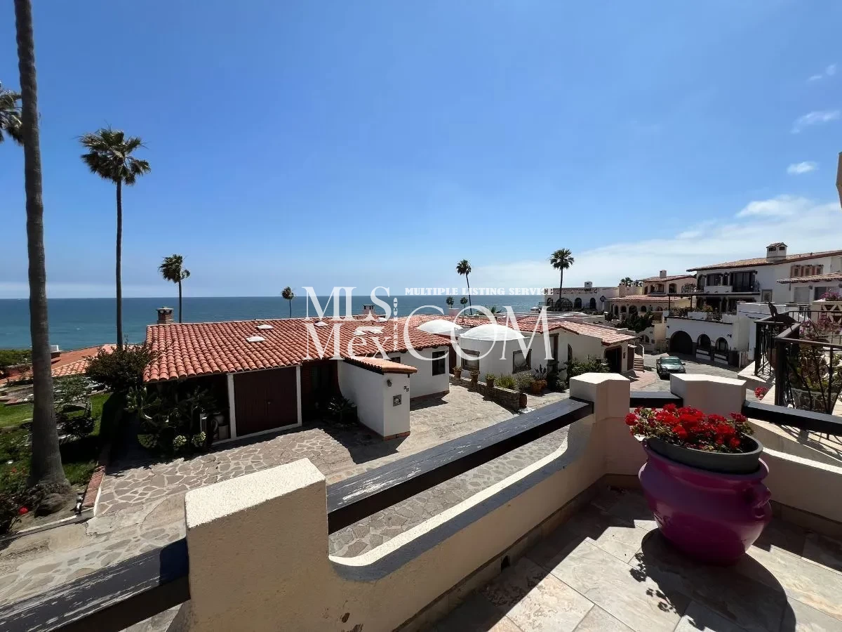 Luxury Oceanfront Villa for Rent in Las Gaviotas, Rosarito
