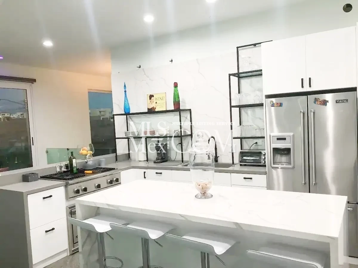 Luxury 3BR Ocean-View Home with Jacuzzi in Punta Azul, Rosarito 🇲🇽