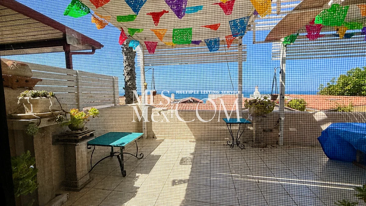 4BR Oceanfront House for Rent in Baja del Mar, Rosarito | Near San Diego