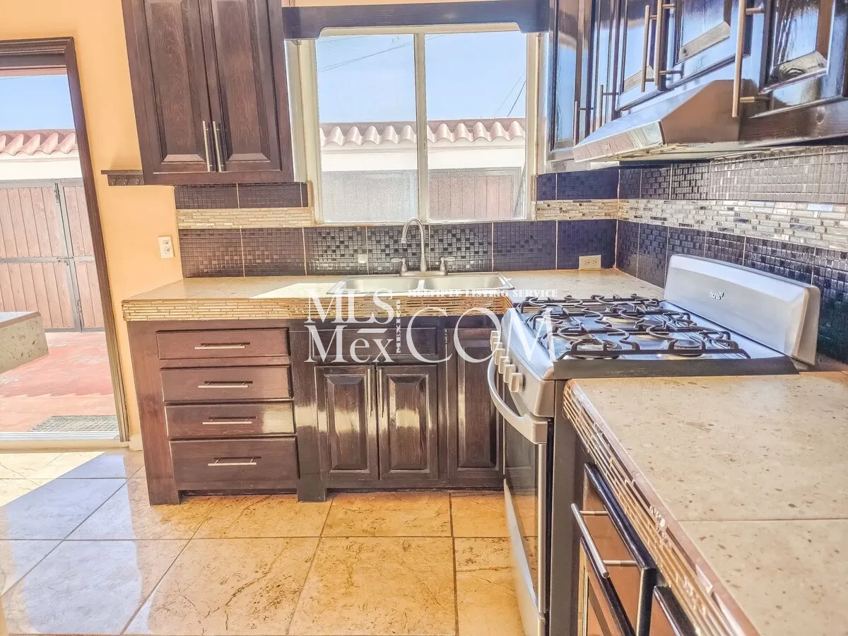 Spacious 3BR Home for Rent Near the Beach | Reforma, Rosarito Baja California – $1,200/mo