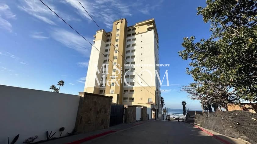 🌊 Luxury Oceanfront Condo for Rent at Riviera de Rosarito – Furnished 3BR in Downtown Rosarito