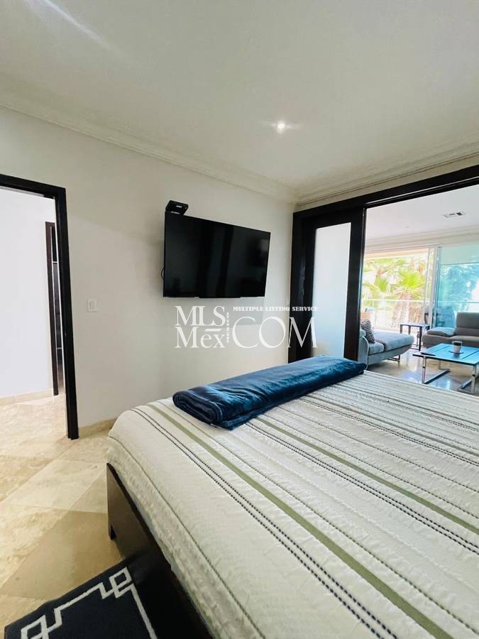 $1,800 / 2br - Newly Remodeled Corner Oceanfront Condo at Las Olas Grand – 2BR/2BA | (Las Olas Grand)