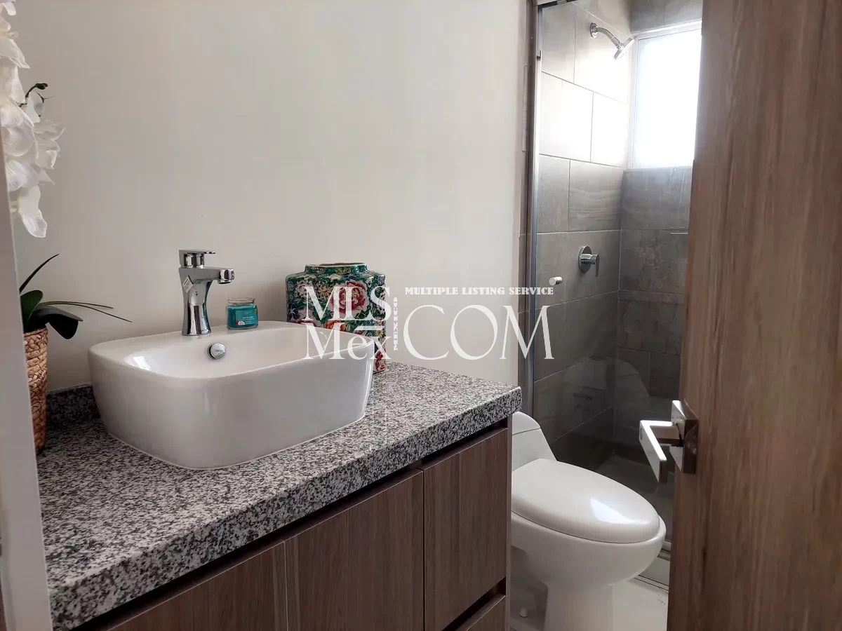 Oceanview 2BR/2BA Condo for Rent in La Cascada, Rosarito – Heated Pool, Security 24/7, Balconies 🌊