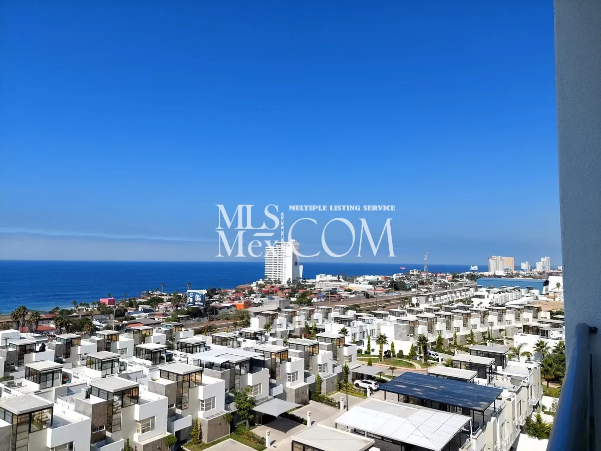 Oceanview 2BR/2BA Condo for Rent in La Cascada, Rosarito – Heated Pool, Security 24/7, Balconies 🌊
