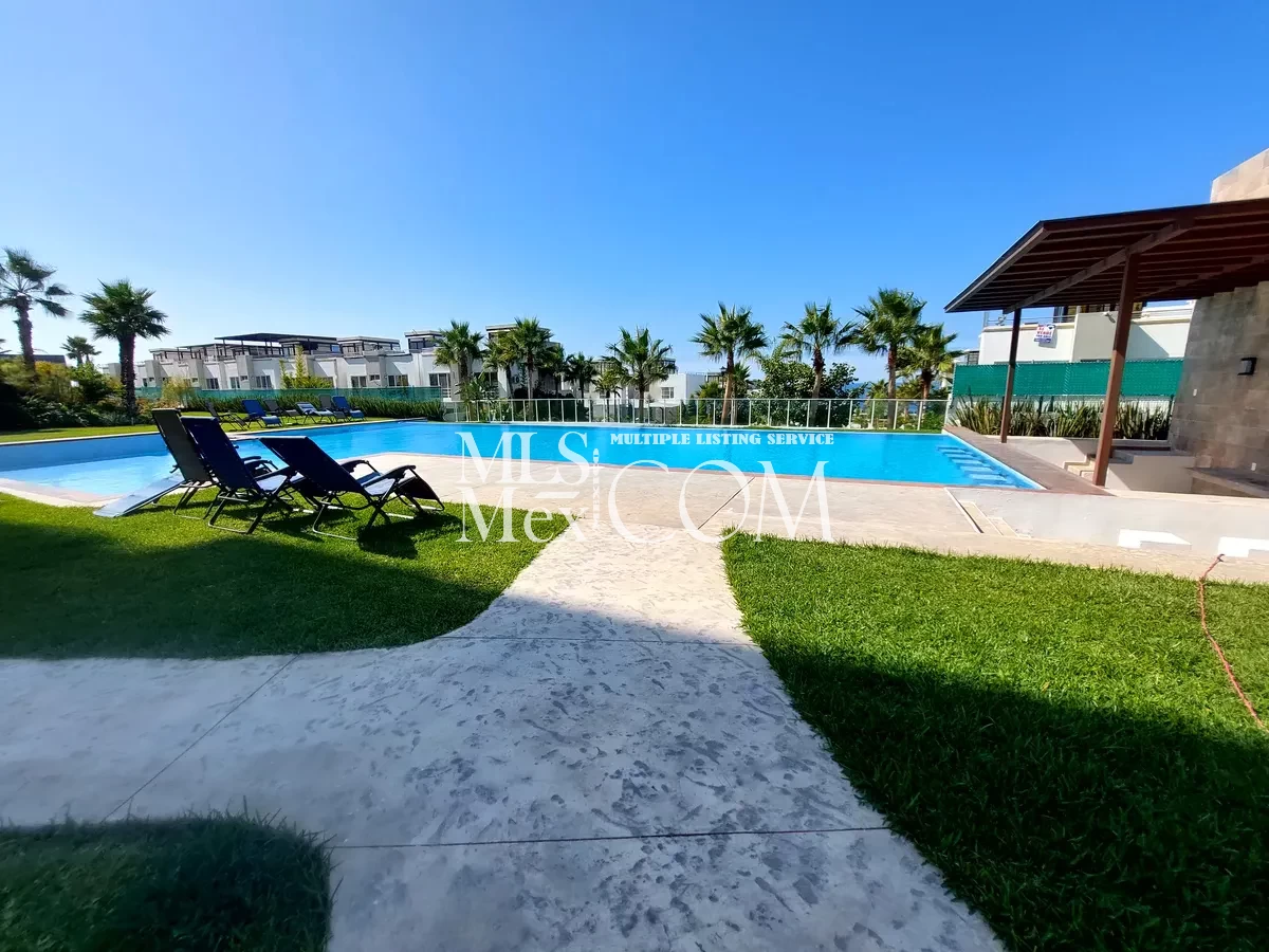 Oceanview 2BR/2BA Condo for Rent in La Cascada, Rosarito – Heated Pool, Security 24/7, Balconies 🌊