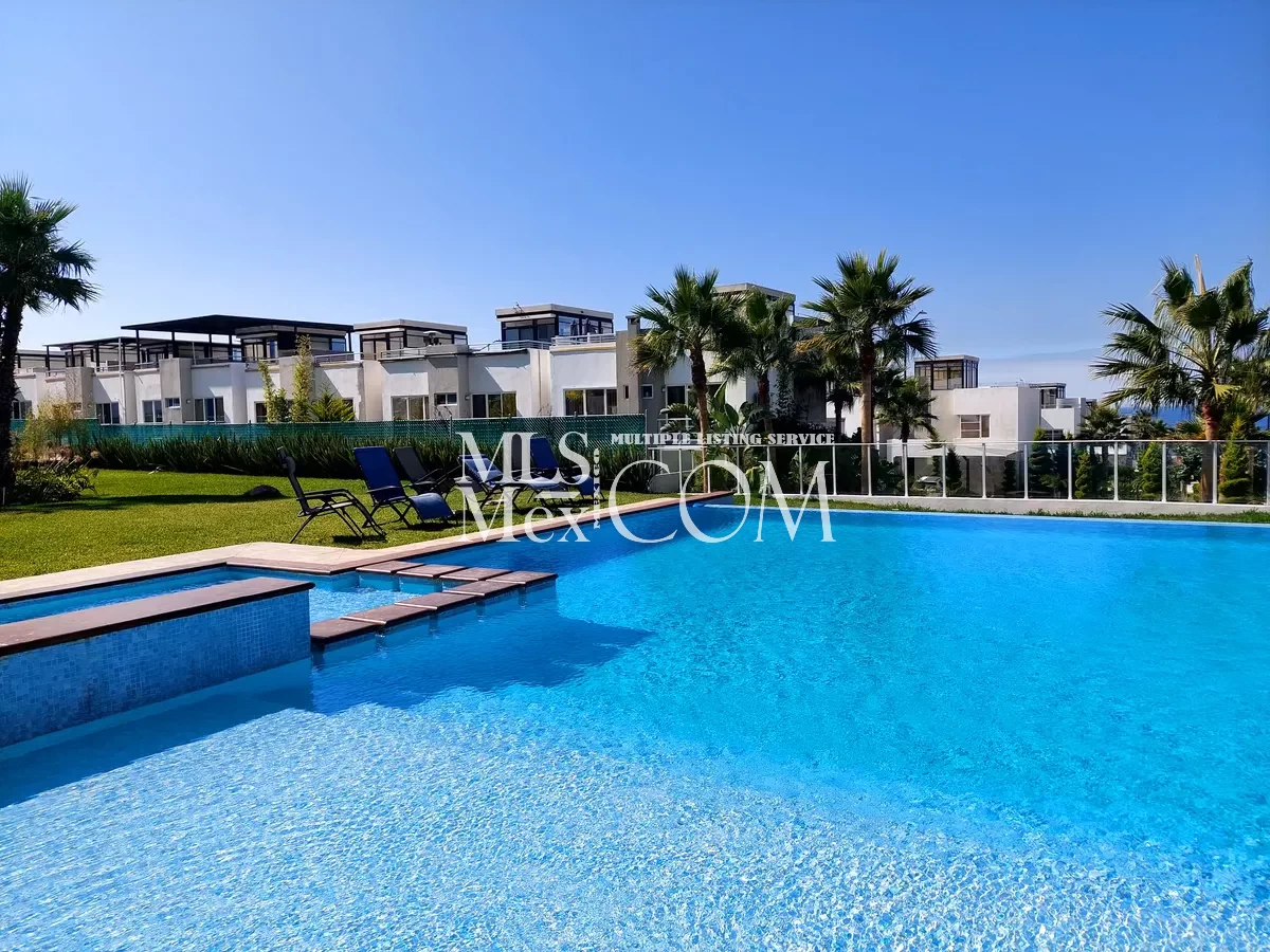 Oceanview 2BR/2BA Condo for Rent in La Cascada, Rosarito – Heated Pool, Security 24/7, Balconies 🌊