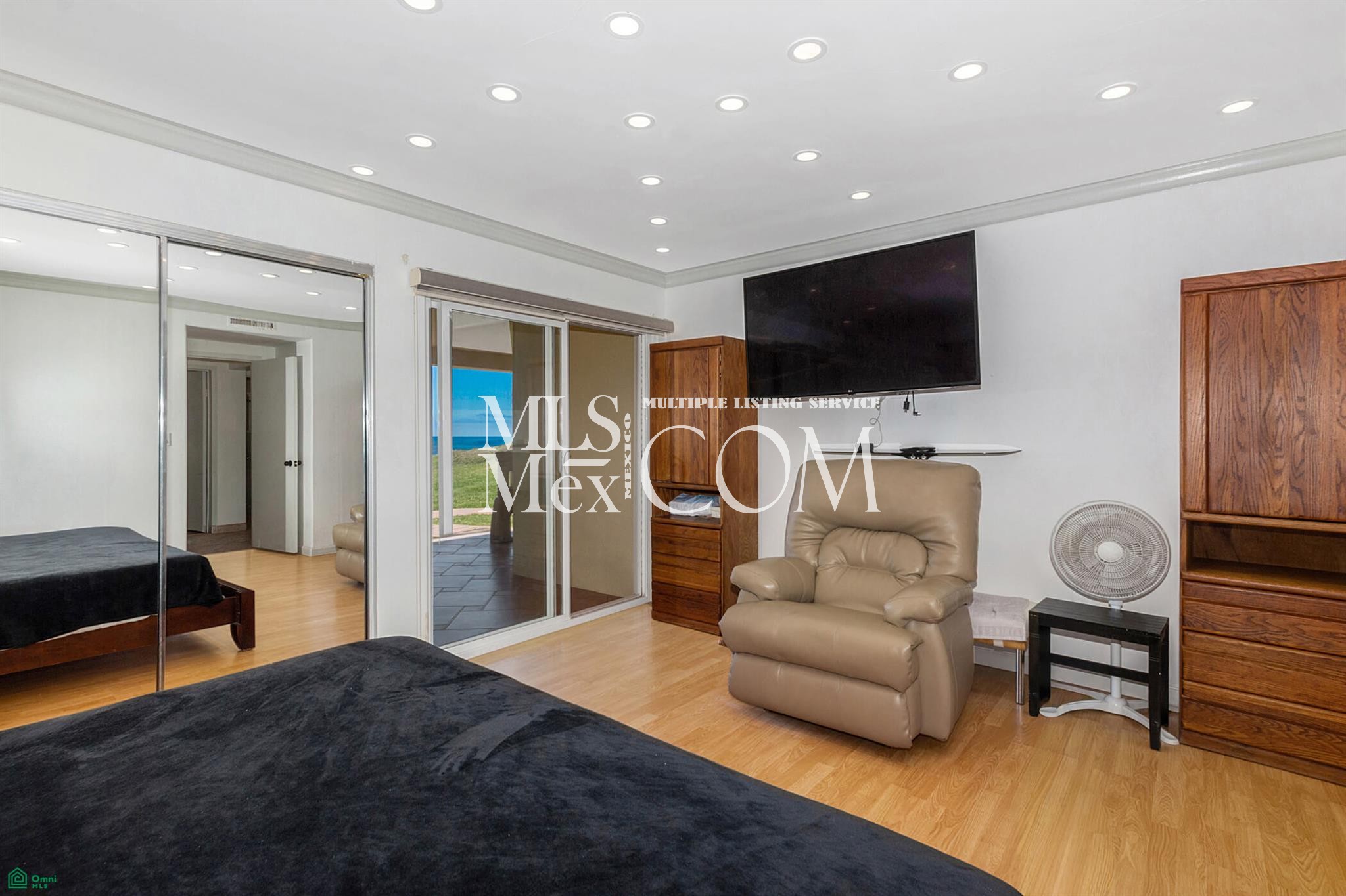 Furnished 2BR Oceanfront Condo for Rent in Playa Blanca, Rosarito Mexico