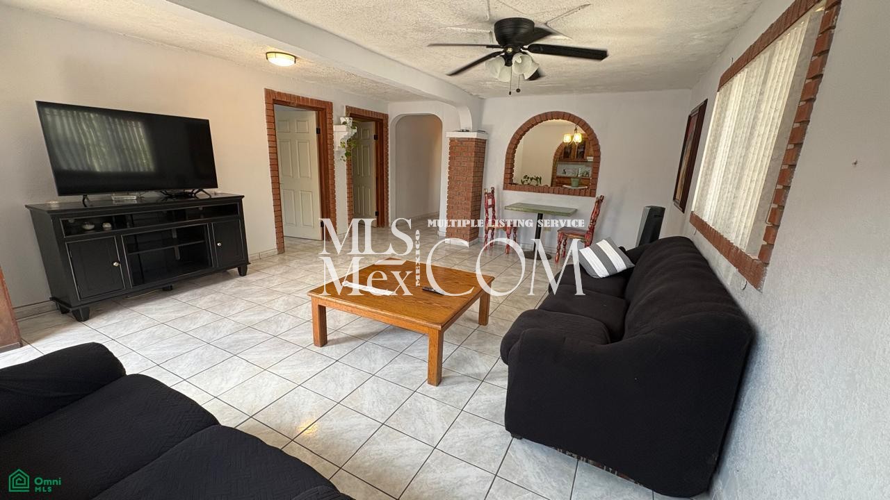 Home for Sale in Colonia Constitución, Rosarito, Mexico | $259,000 USD