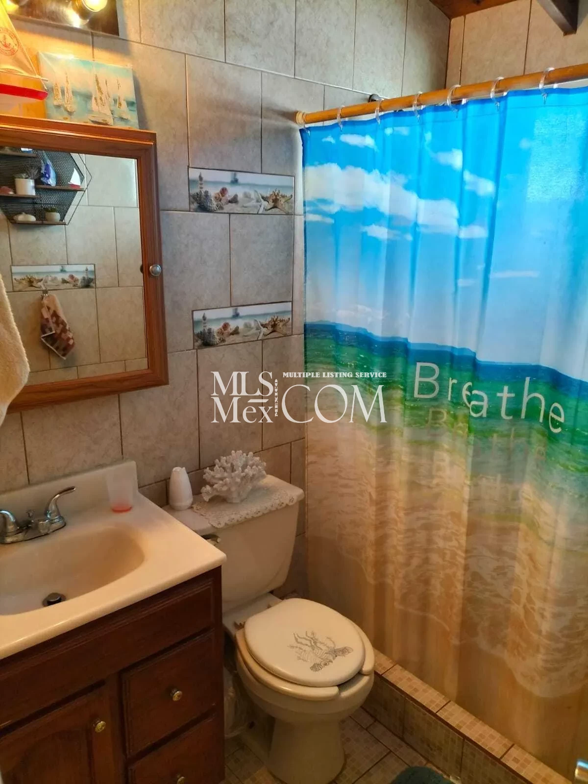 Vacation Rental Home in Quinta del Mar, Rosarito | 🛏️ 3 Bedrooms | Sleeps 11 | Walk to Beach | Resort Amenities