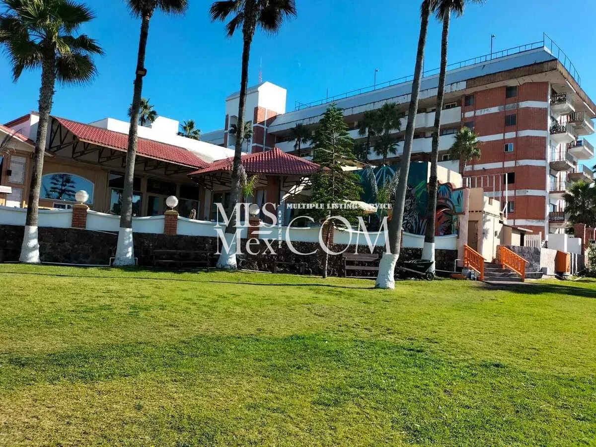 Vacation Rental Home in Quinta del Mar, Rosarito | 🛏️ 3 Bedrooms | Sleeps 11 | Walk to Beach | Resort Amenities