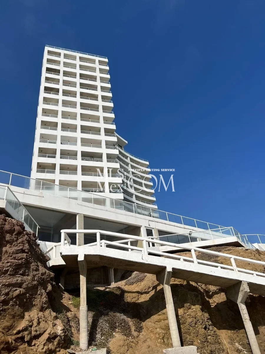 Oceanfront Condo for Rent in Las Palmas, Rosarito | 🛏️ 2 Bedrooms | Beachfront | Furnished or Unfurnished | Resort Amen