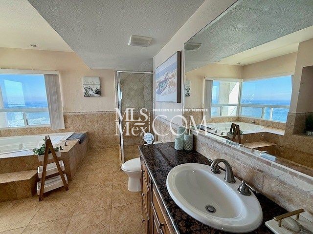 Luxury Oceanfront 2 Bedroom Condo for Rent in Rosarito | Las Palmas Beach Resort | Fully Furnished | Minutes to US Borde