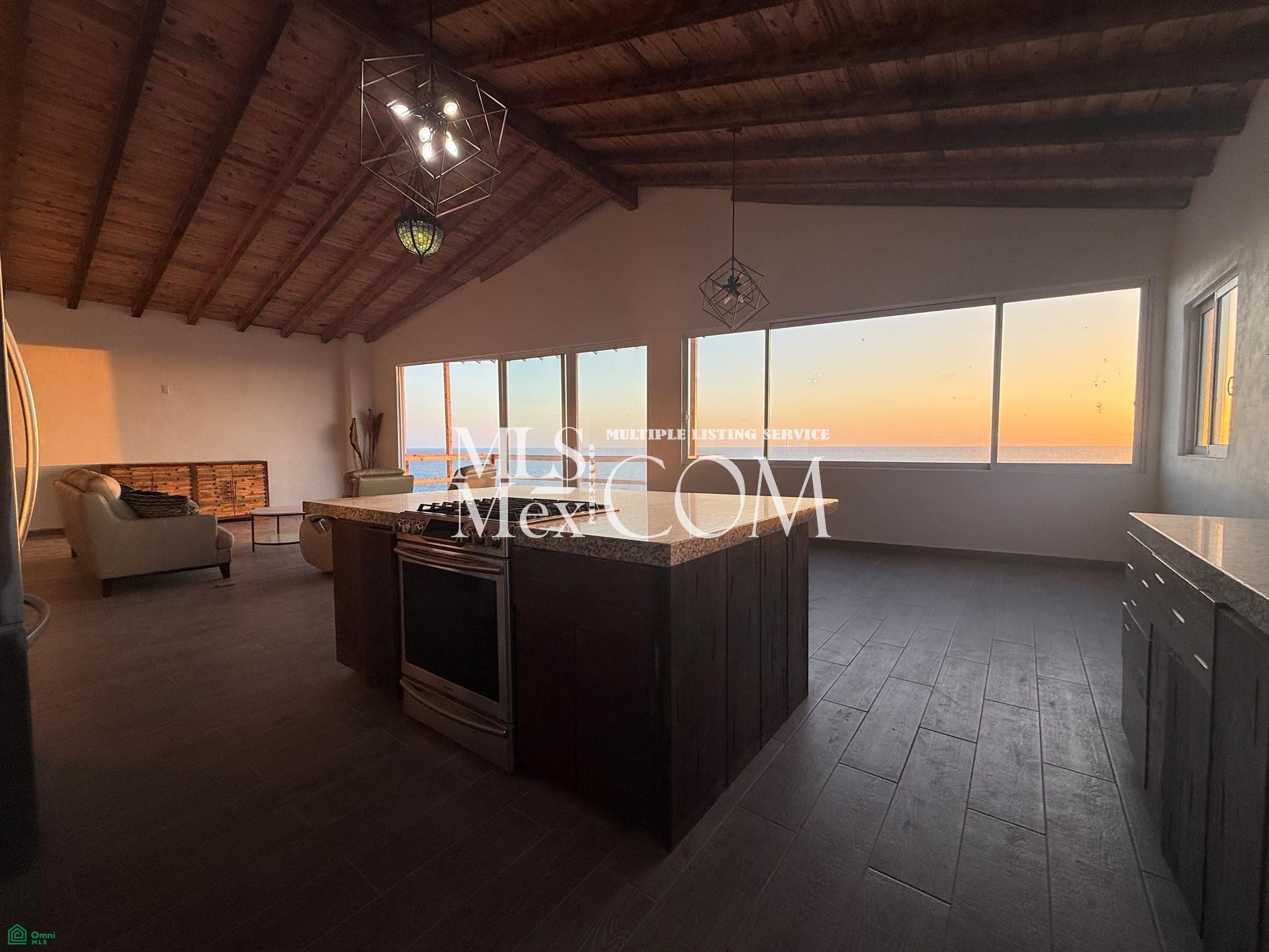 Oceanfront 5BR Villa for Sale in Plaza del Mar, Rosarito | $555,000 USD