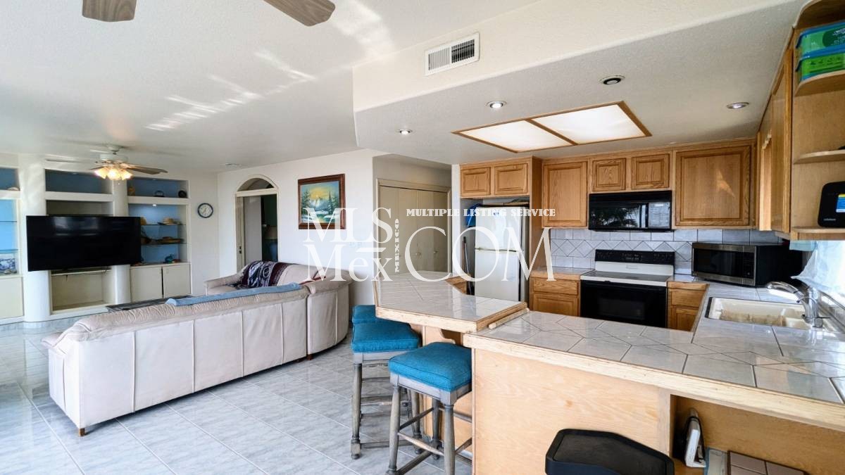 🌅 Oceanfront 2BR Condo in the Heart of Rosarito Beach – $1,450/month