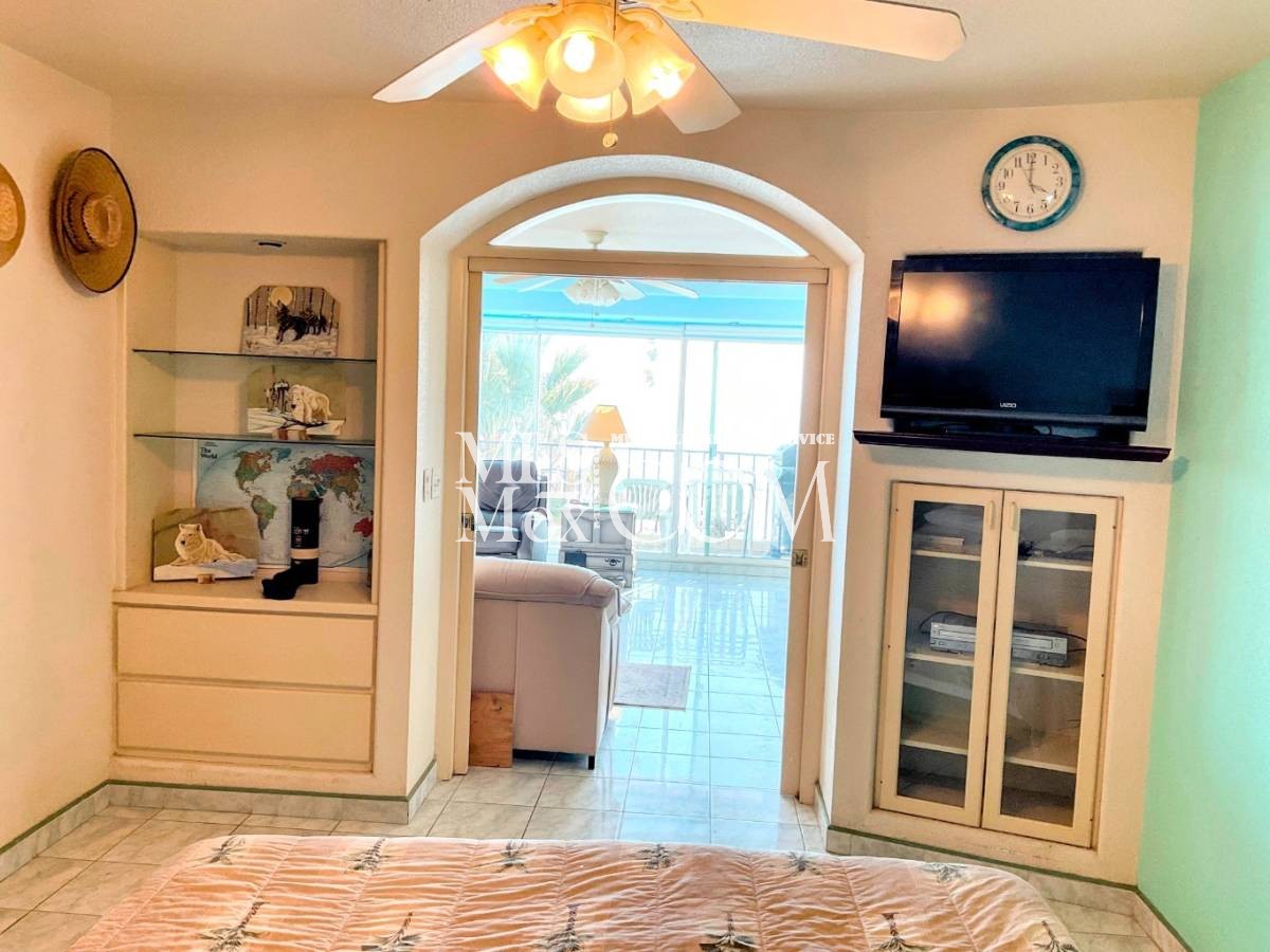 🌅 Oceanfront 2BR Condo in the Heart of Rosarito Beach – $1,450/month
