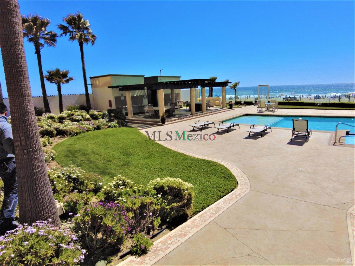 Riviera, René Ortiz C. No. 106-303 Rosarito