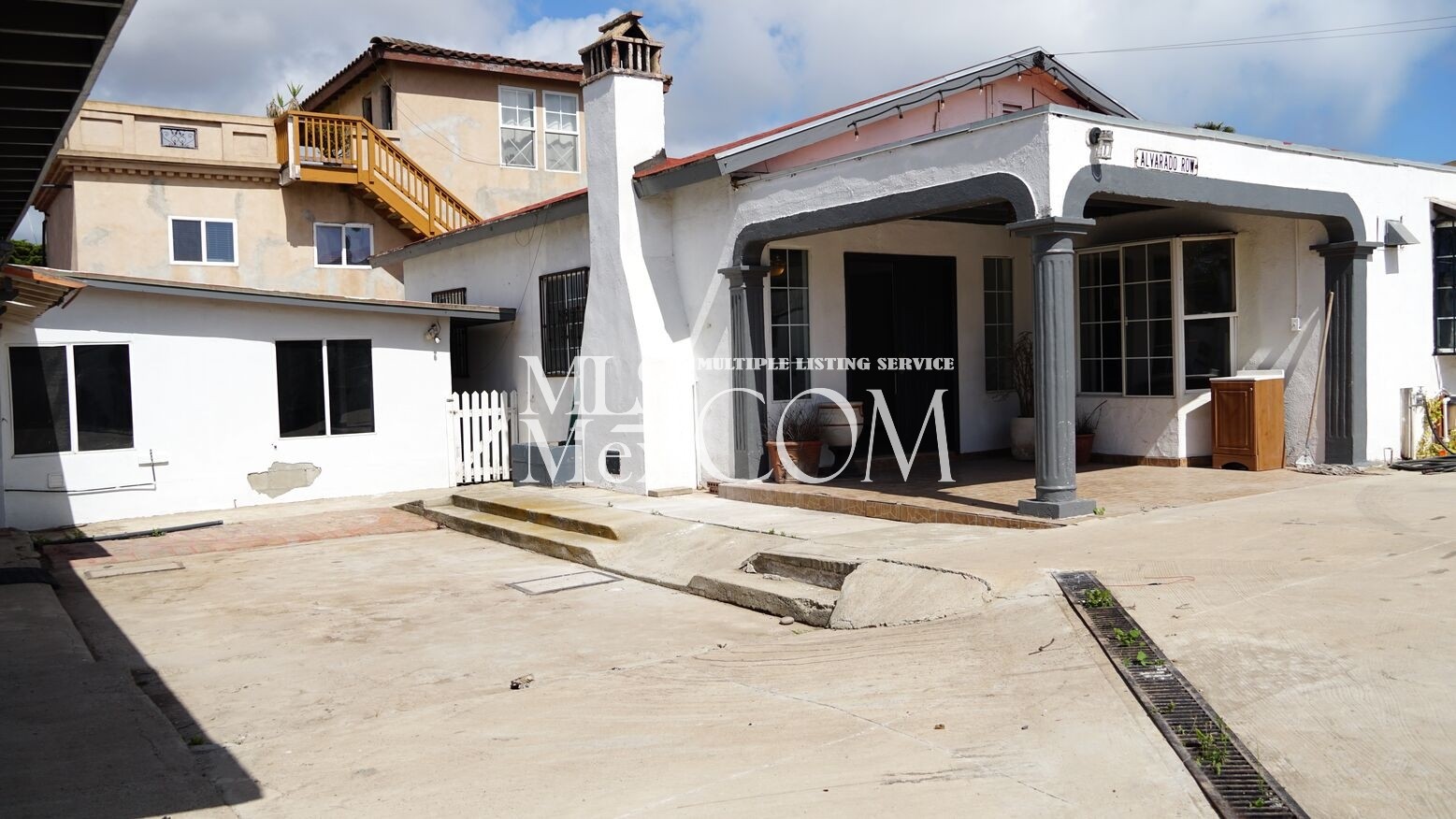Multi-Unit Property for Rent in Terrazas del Pacífico – Ideal Investment or Multi-Family Living